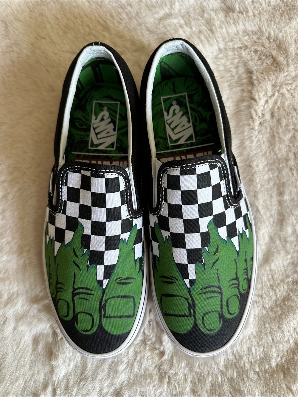 🏁💚 Rare EUC Vans Marvel Hulk Black & White Checkerboard Slip-On Sneakers
